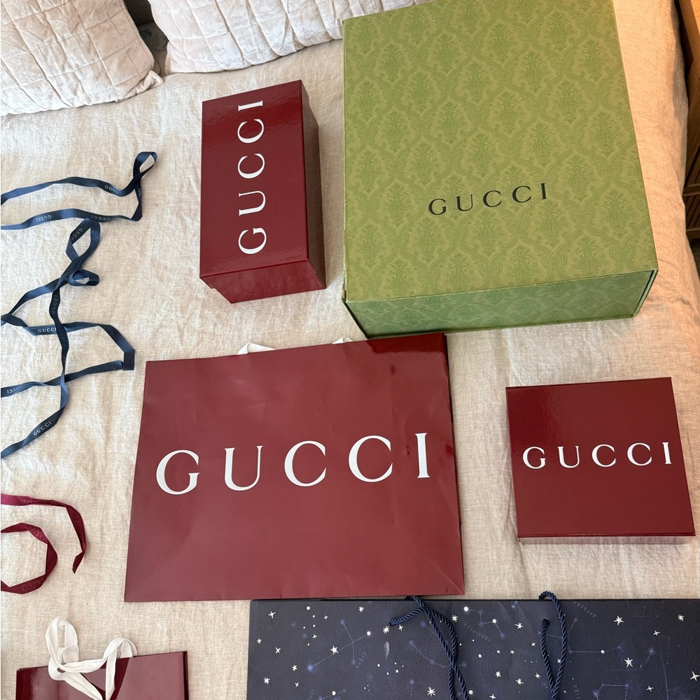 Gucci Empty Bags Boxes Ribbons Authentic Carious Sizes - Picture 5 of 7